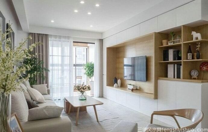 客厅落地镜摆放的最佳位置