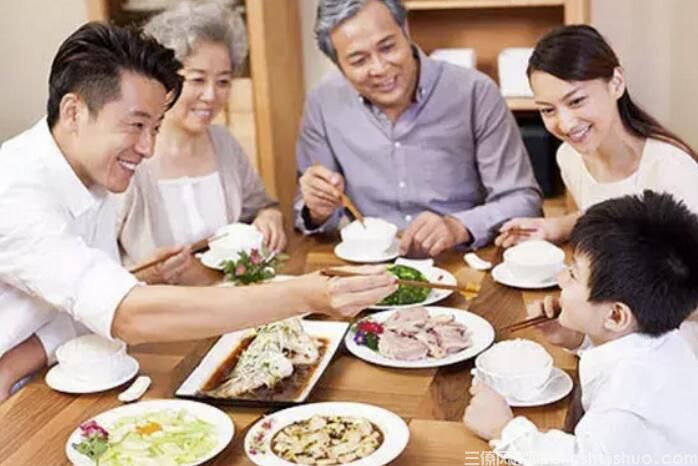 谈谈春节饭桌上不能犯的12条禁忌？