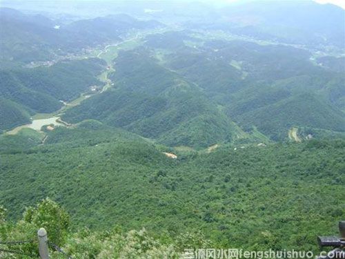 三僚风水大师曾凡林教你如何寻龙点穴(图3)